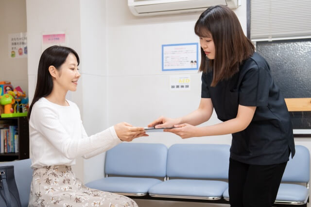 カウンセリングシートを渡す